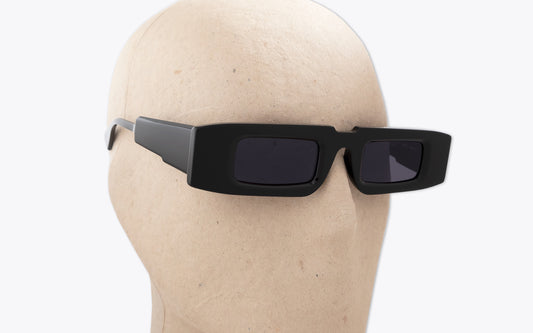 Kuboraum Mask X5 | Black Sunglasses | Three Quarters View