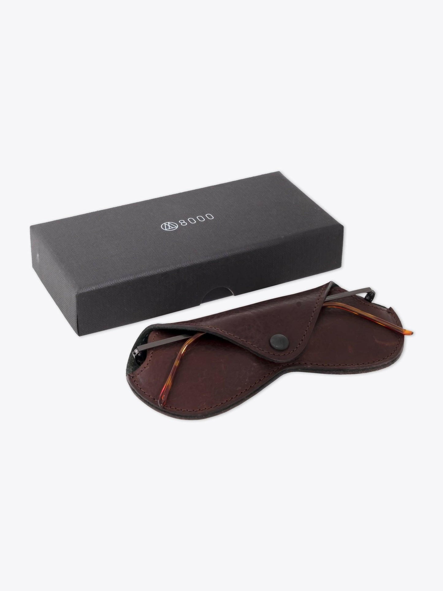 88000 Eyewear 8M2P Grafite Sunglasses — Packaging Three-quarter View