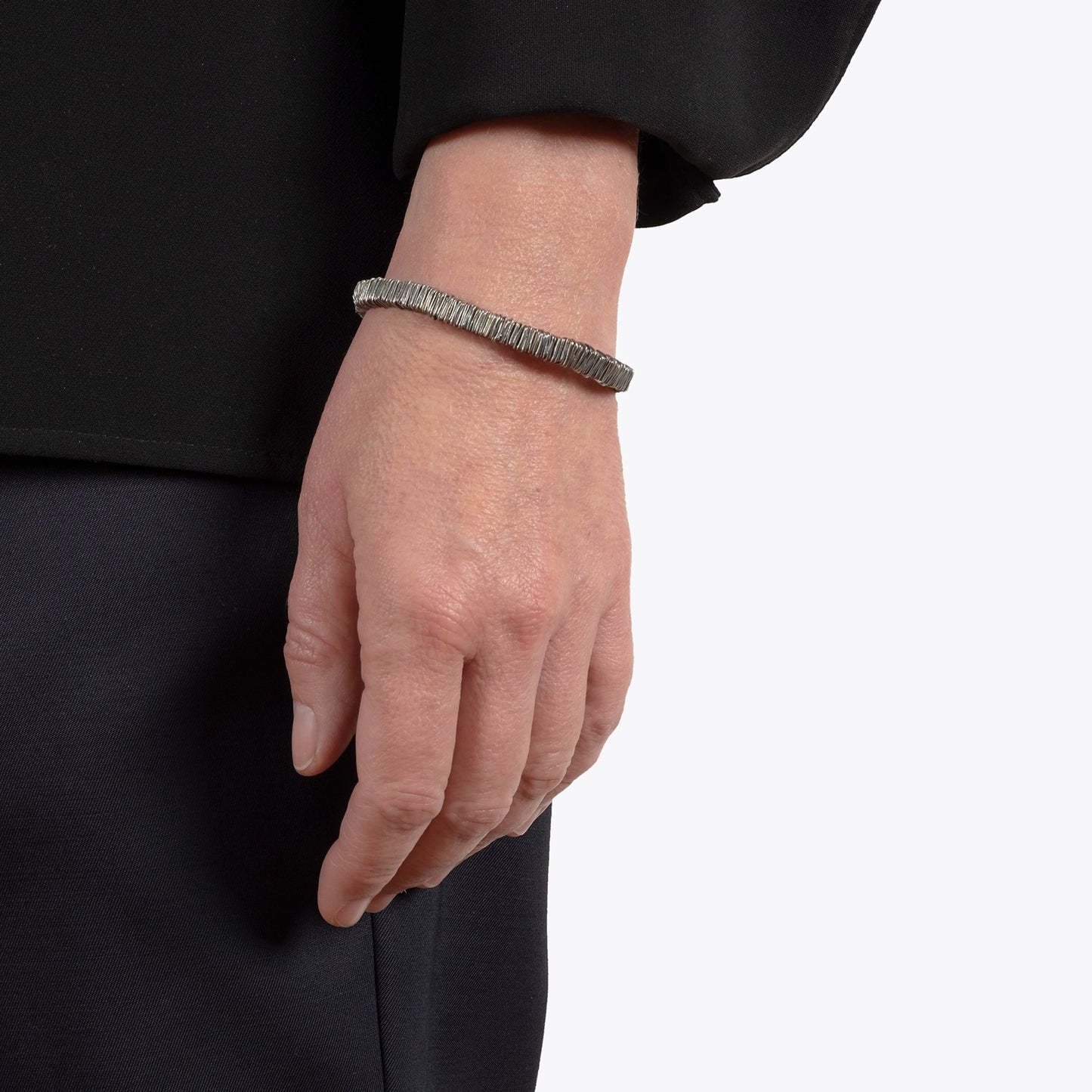 Goti BR1114 Silver Plate Chain – Unisex Bracelet | On arm front view