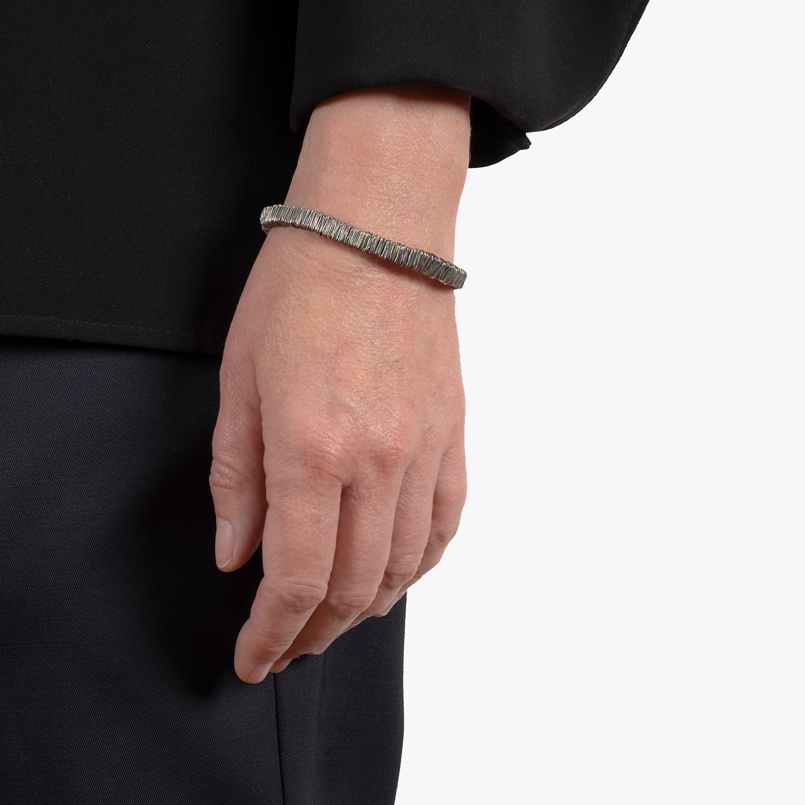 Goti BR1114 Silver Plate Chain – Unisex Bracelet | On arm front view