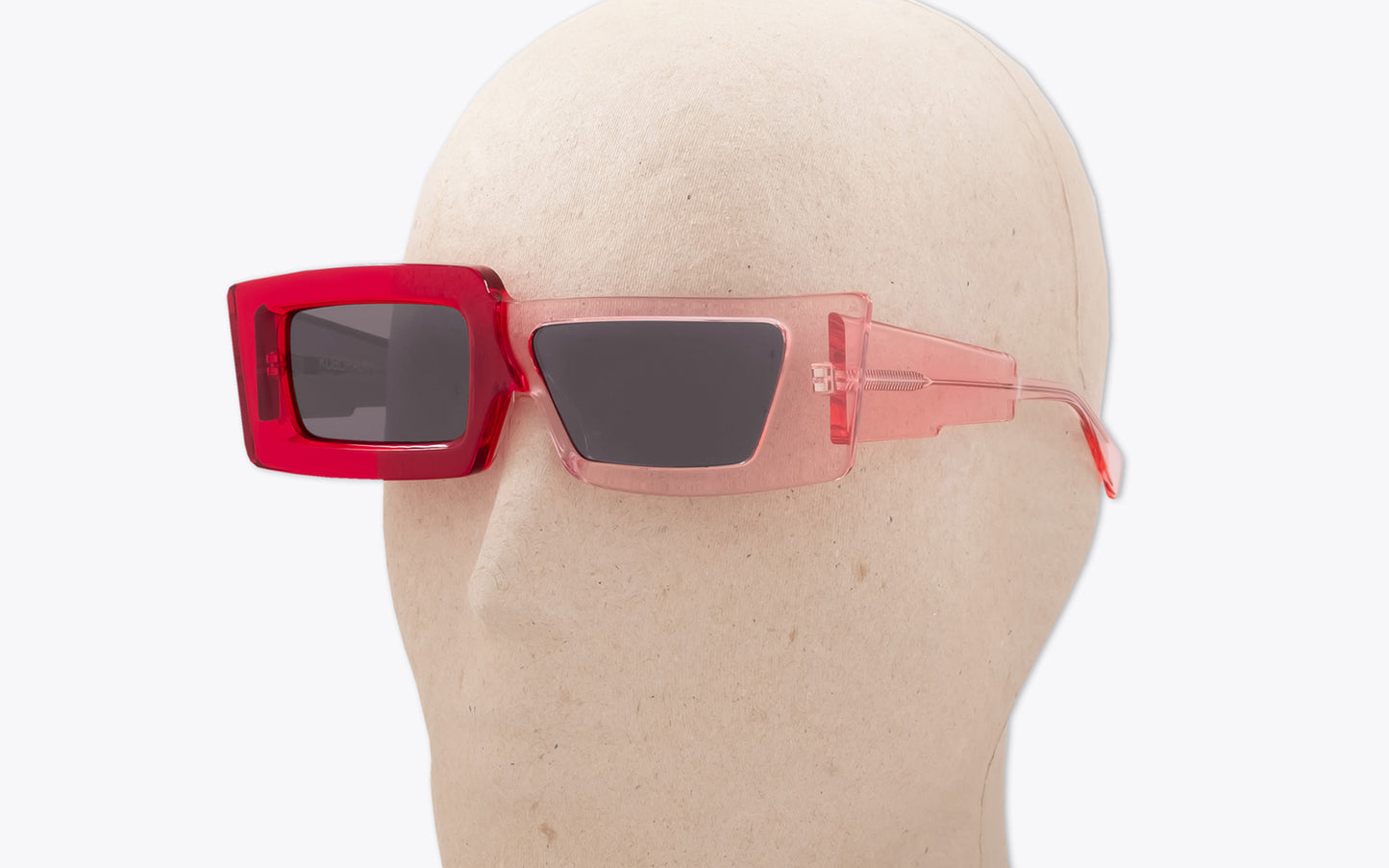 Kuboraum Mask X11 | Red / Coral | Three Quarters Left View