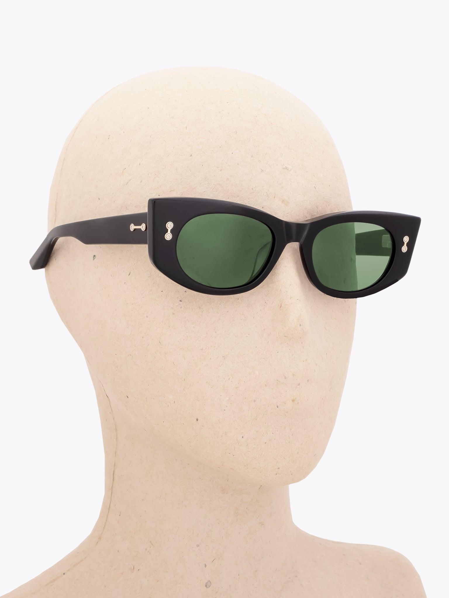AKONI Aquila Black Sunglasses
